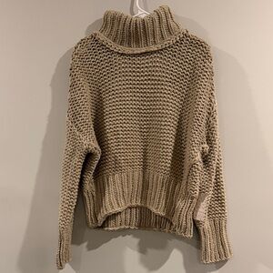 Free People Chunky Knit Sweater in Bleached Pine, Size S (NWT)